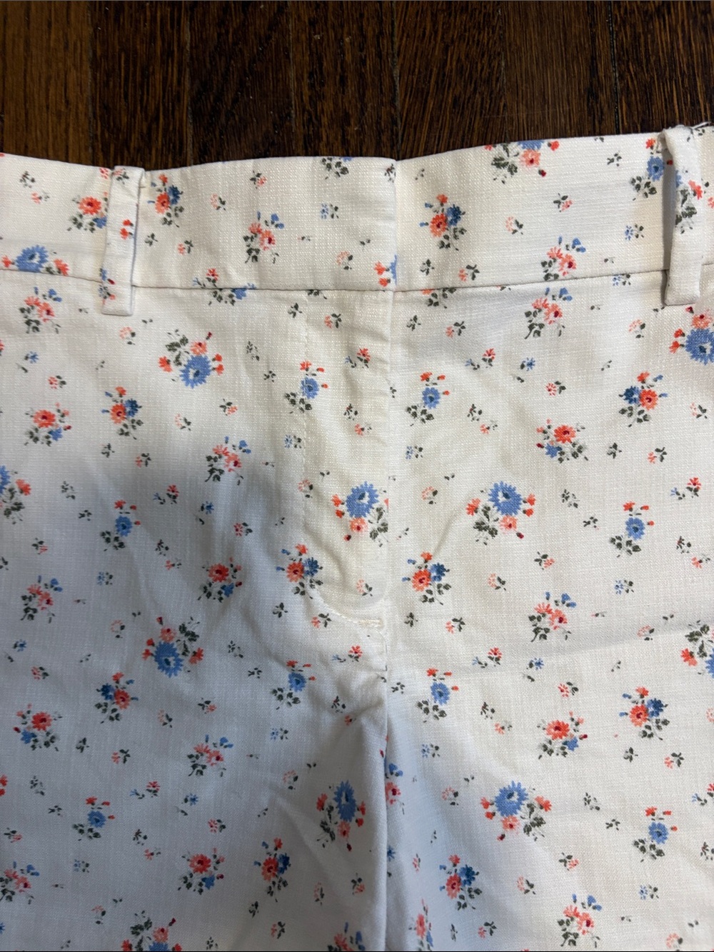 LOFT Riviera Shorts in Floral Print - Picture 5 of 7